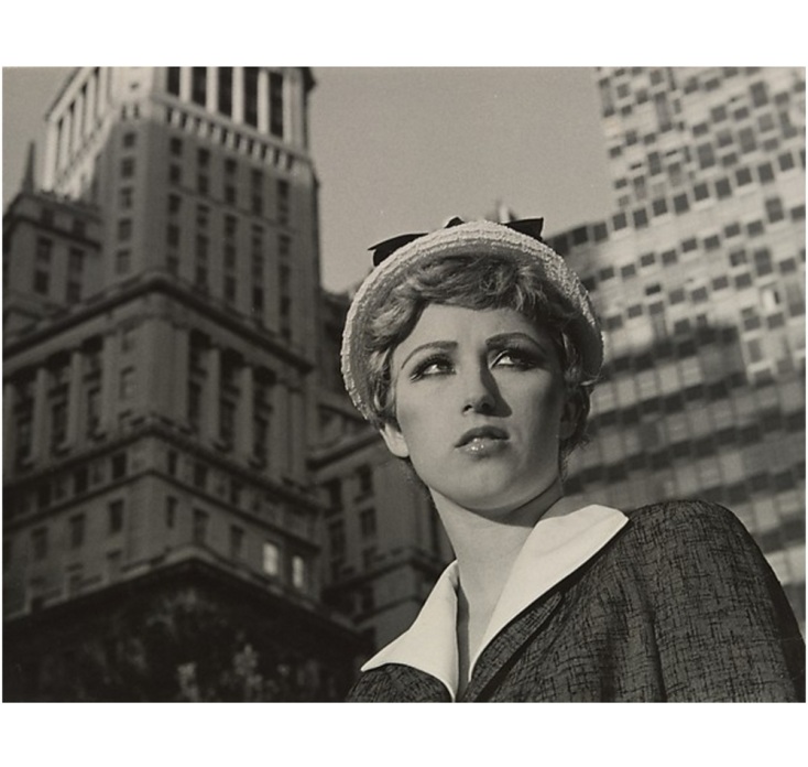 Η Δύναμη της Φωτογραφίας: Από τους Σταθμούς της Ιστορίας έως τις Χαμένες Στιγμές