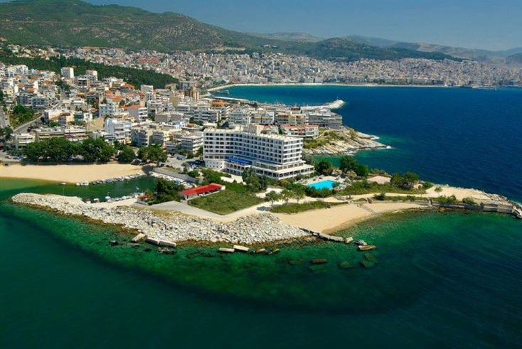 Καλαμίτσα: Μια πανέμορφη παραλία (μέσα) στην Καβάλα