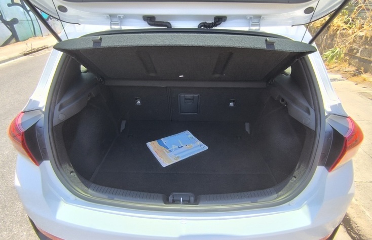 To DS 3 Hybrid 136 e-DCS6 είναι το πιο premium και ξεχωριστό μοντέλο στην κατηγορία