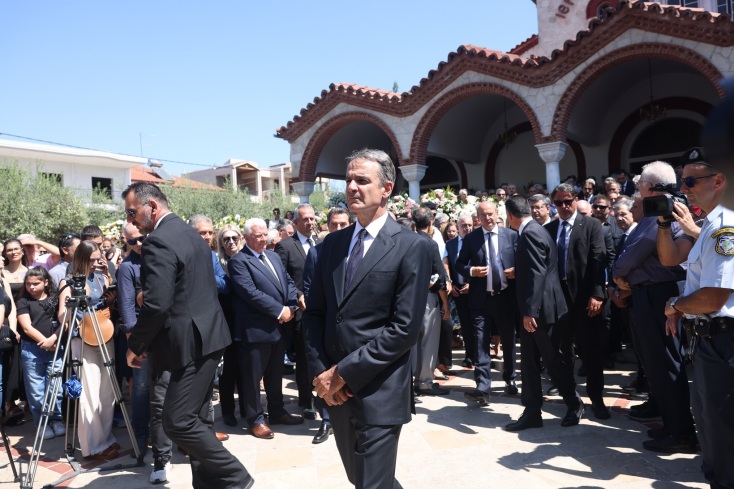 Απόστολος Βεσυρόπουλος: Σε κλίμα οδύνης τελέστηκε η κηδεία του 59χρονου γραμματέα της ΚΟ της ΝΔ - «Έφυγε το καλύτερο παιδί», είπε στον επικήδειο ο πρωθυπουργός