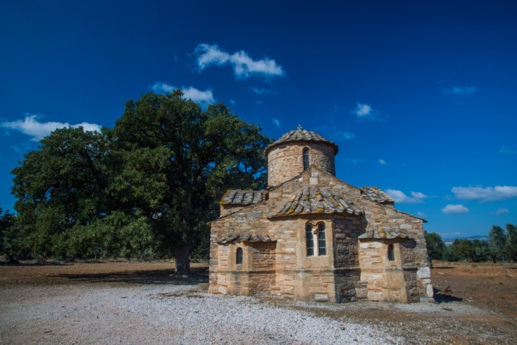 Άγιος Πέτρος Καλυβίων