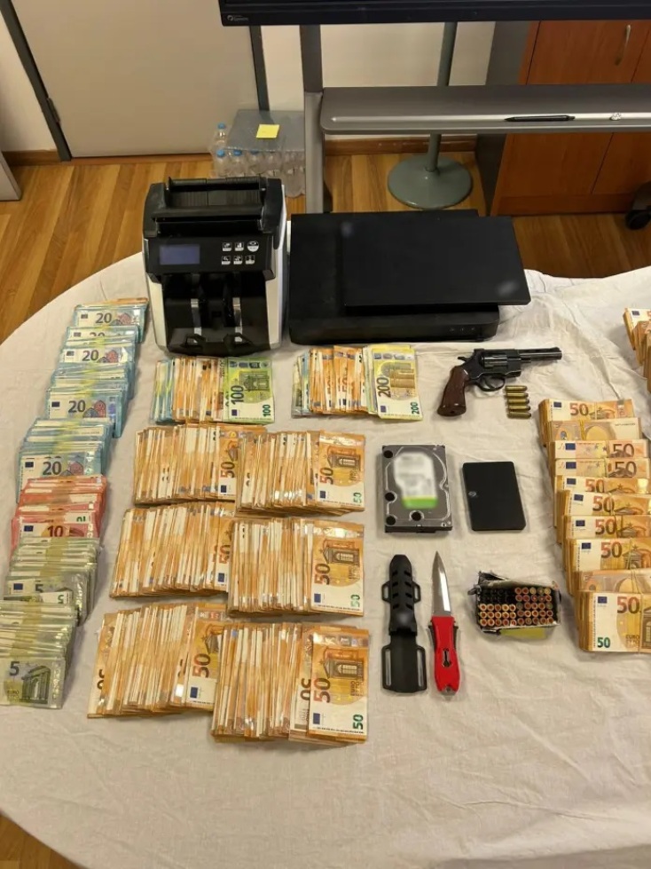 04092025kausima15-696x928