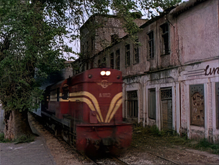 Το τρένο στον «Μελισσοκόμο»