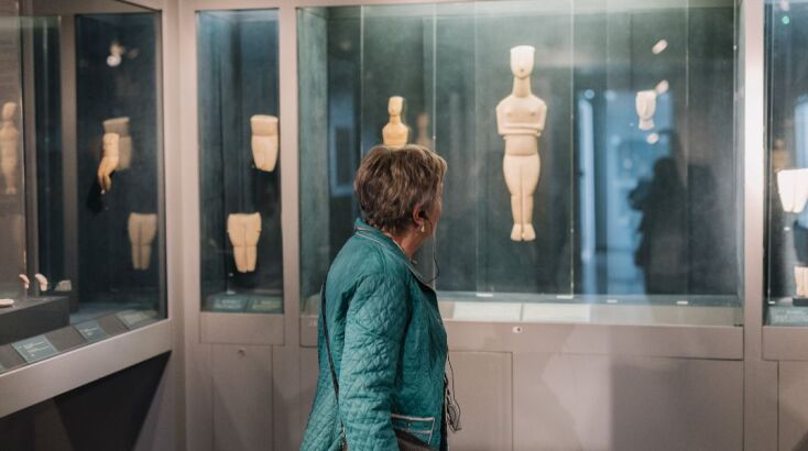 Το πρόγραμμα «Το Ευ Ζην στα άτομα 60+» του Μουσείου Κυκλαδικής Τέχνης που απευθύνεται σε άτομα άνω των 60 ετών