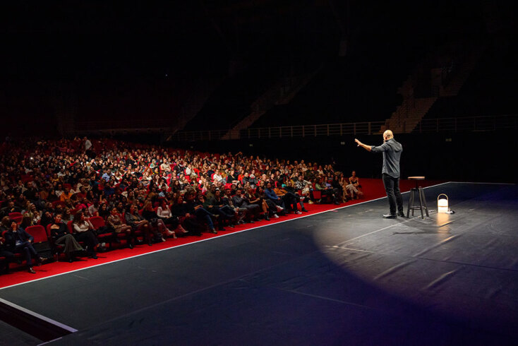 Μάνος Χατζημαλωνάς - Stand up therapy