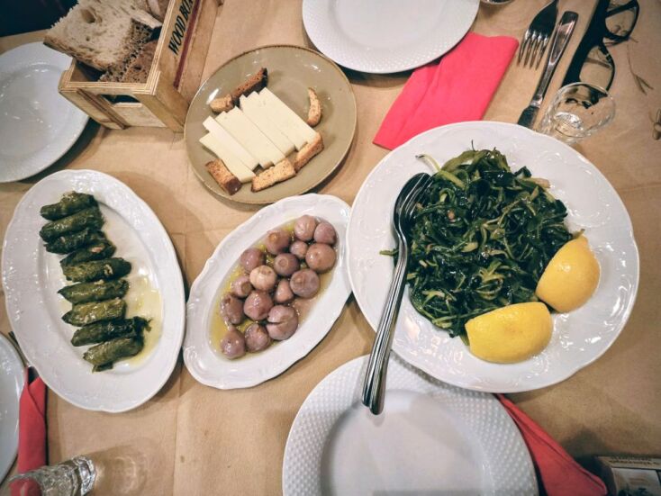 Εστιατόριο Κρήτη, Πλατεία Κάνιγγος