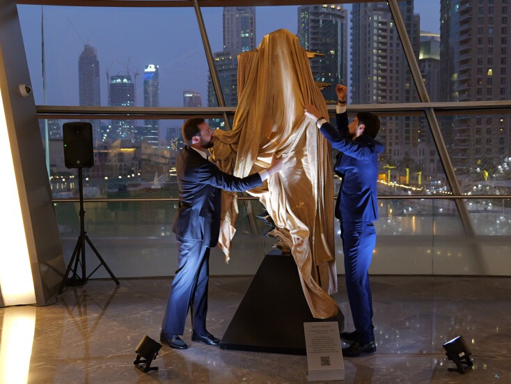 Νίκος Φλώρος στο Ντουμπάι: Το πρώτο γλυπτό από τη φωνή της Μαρίας Κάλλας αποκαλύφθηκε - Πρεμιέρα για την παγκόσμια καινοτομία