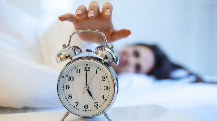 Αλλαγή ώρας 2025: Πότε θα γυρίσουμε τα ρολόγια μας μια ώρα πίσω