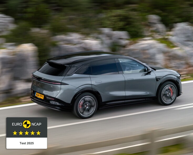 zeekr_7x_5-star_euro_ncap_01