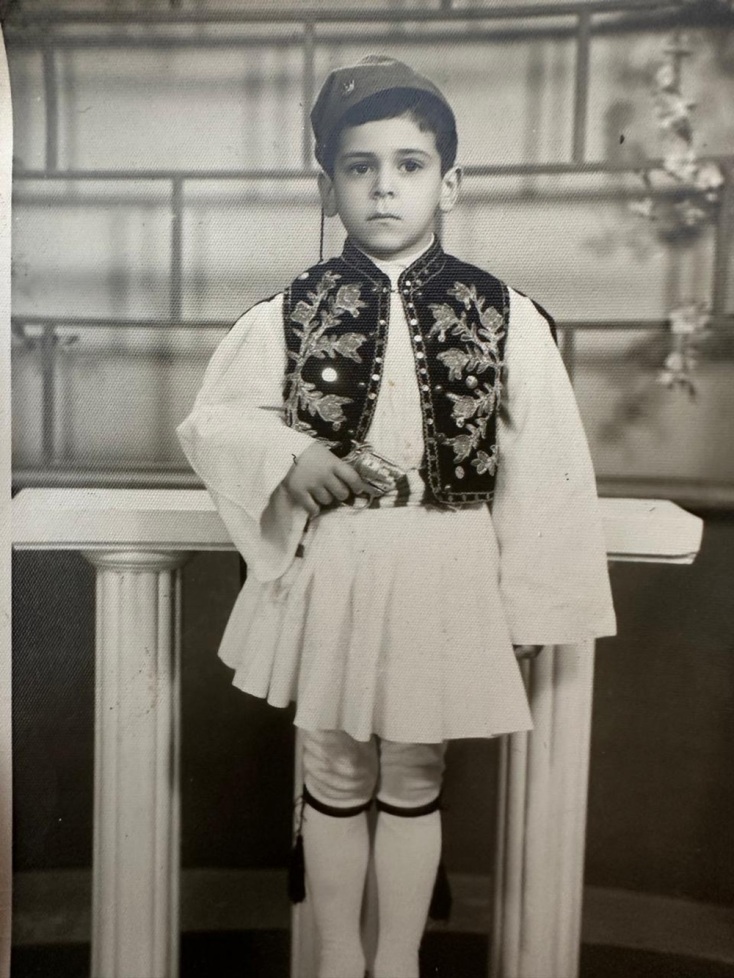 Ορφέας Περίδης: Ένας ευαίσθητος τροβαδούρος με ανοιχτά πανιά