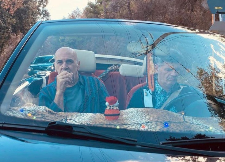 Ορφέας Περίδης: Ένας ευαίσθητος τροβαδούρος με ανοιχτά πανιά