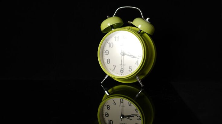 Αλλαγή ώρας 2025: Πότε γυρίζουμε τους δείκτες μία ώρα πίσω