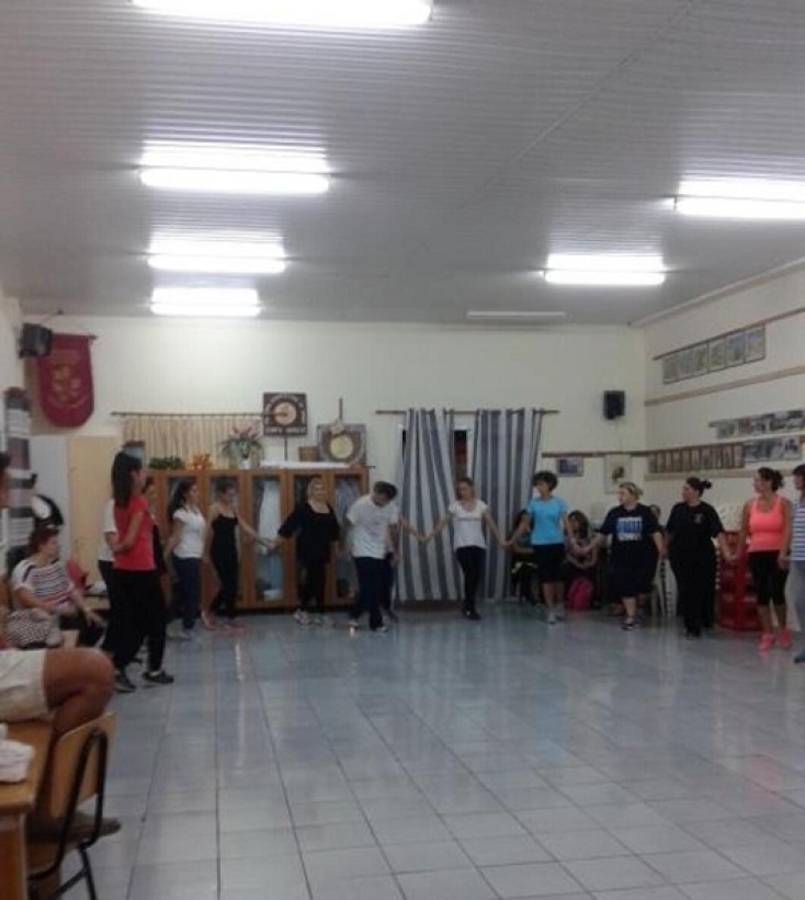 σινιωτικος_χορος