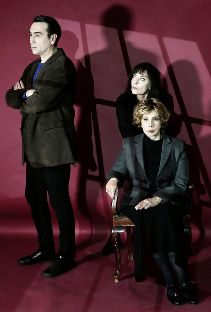 «Η Λένι Ρίφενσταλ κοιμάται τα βράδια;» στον Μικρό Κεραμεικό