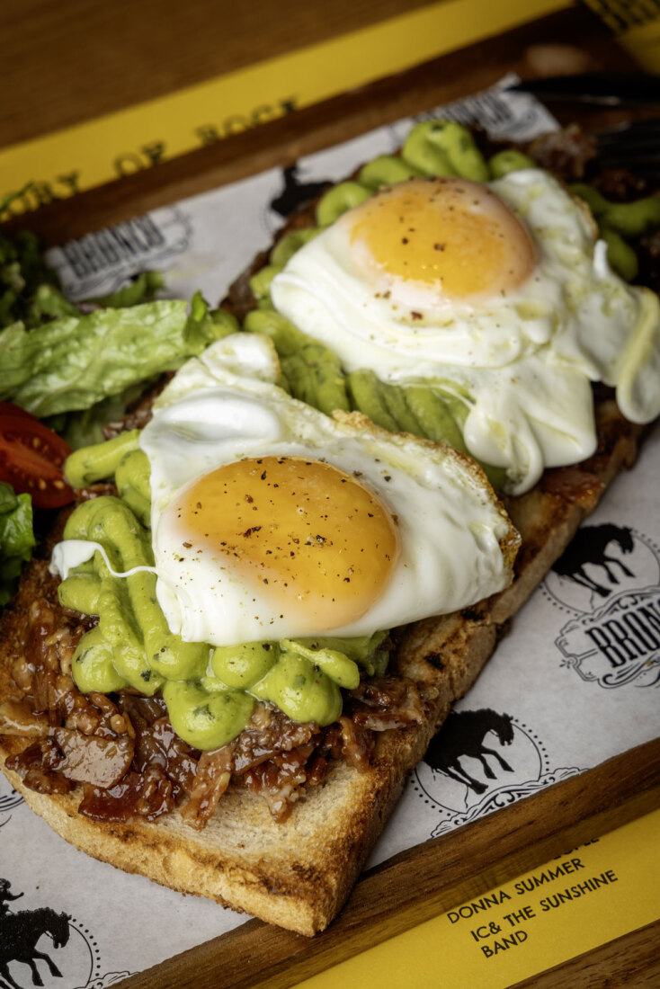 Bronco | Νέα Ερυθραία