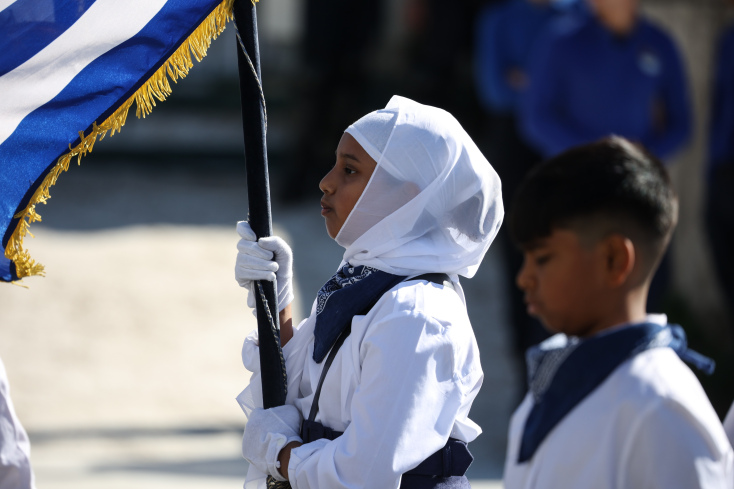 Ολοκληρώθηκε η μαθητική παρέλαση στην Αθήνα για την 28η Οκτωβρίου - Η εκδήλωση στέφθηκε με επιτυχία, παρουσία της πολιτειακής ηγεσίας.