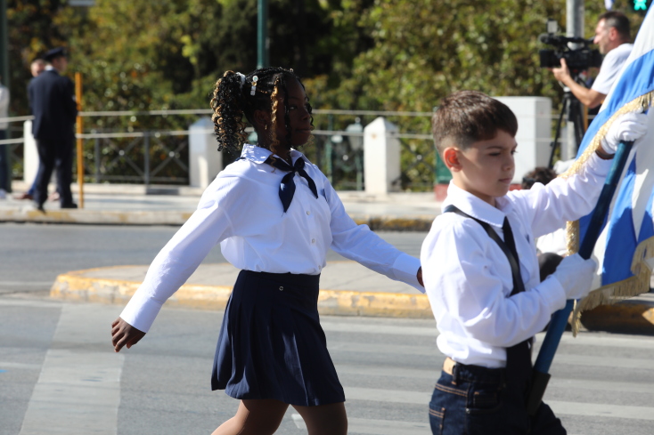 Ολοκληρώθηκε η μαθητική παρέλαση στην Αθήνα για την 28η Οκτωβρίου - Η εκδήλωση στέφθηκε με επιτυχία, παρουσία της πολιτειακής ηγεσίας.