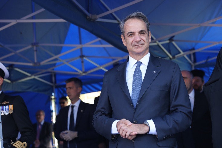 Η στρατιωτική παρέλαση για την 28η Οκτωβρίου στη Θεσσαλονίκη εντυπωσίασε με νέα όπλα, drones και μαχητικά - Δείτε φωτογραφίες και βίντεο.