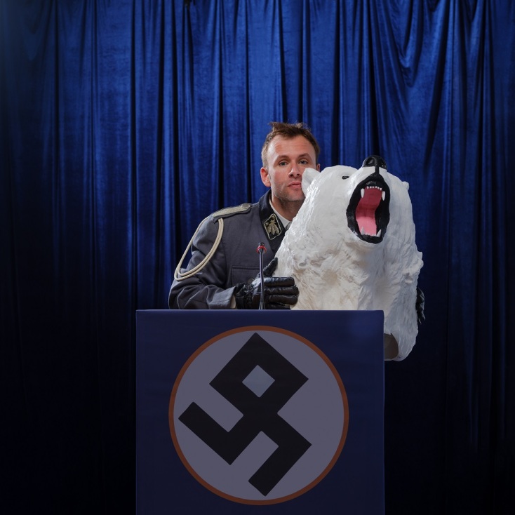 Θέατρο του Νέου Κόσμου: 6 παραστάσεις που σοκάρουν, συγκινούν και προκαλούν διάλογο με την κοινωνία