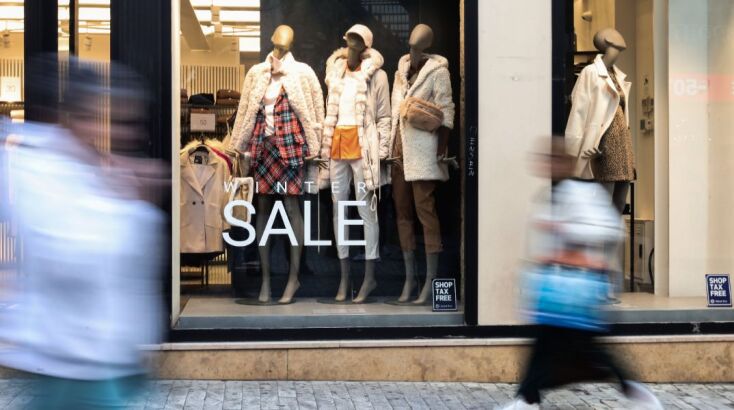 Πότε ξεκινούν οι χειμερινές εκπτώσεις 2026 - Έως πότε θα διαρκέσουν