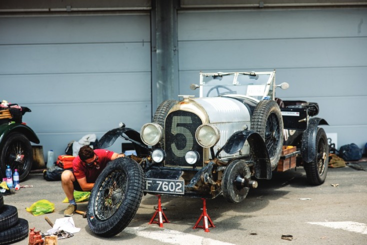 Aπό το Πεκίνο στο Παρίσι με αυτοκίνητο του 1939