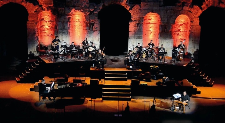 Εστουδιαντίνα Νέας Ιωνίας