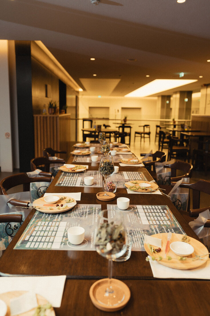 Τσάι στην εξοχή του Cézanne: Μια εμπειρία γευσιγνωσίας με ελληνικά βότανα στο Ίδρυμα Β&Ε Γουλανδρή