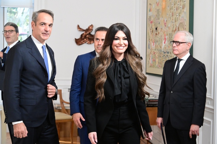 Κίμπερλι Γκίλφοϊλ, Κυριάκος Μητσοτάκης, Σταύρος Παπασταύρου