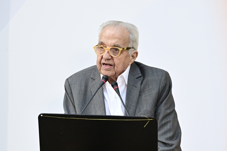 Πέθανε ο Αλέκος Φλαμπουράρης