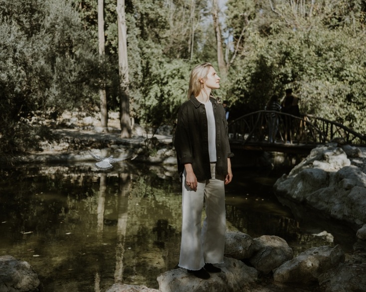 Σίλια Χάρισον: Από το Λονδίνο σε όλο τον κόσμο και από εκεί στην Αθήνα