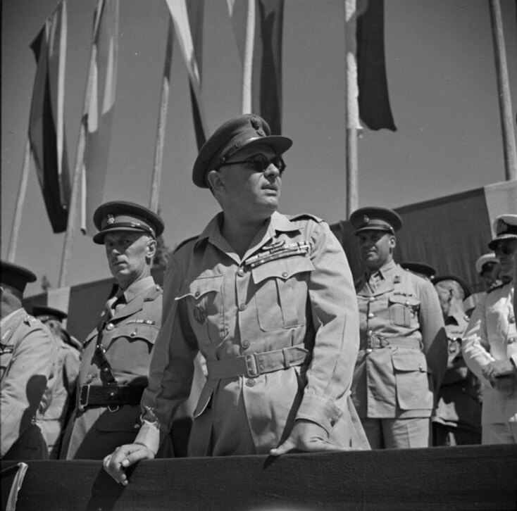 Ο Χρ. Τσιγάντες σε μεταπολεμική φωτογραφία