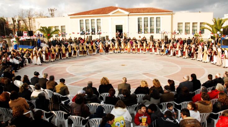 Ο Χορός των γυναικών Βάλε,στον Ασπρόπυργο Αττικής 