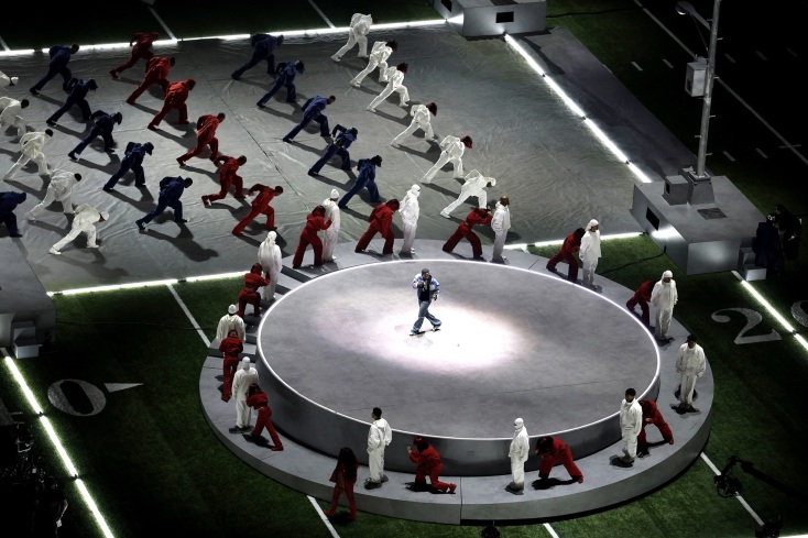 Ανασκόπηση - Οι πιο viral στιγμές του 2025: Μemes, τάσεις, διασημότητες, ποπ κουλτούρα και γεγονότα που καθόρισαν τη χρονιά και κατέκλυσαν τα social media.