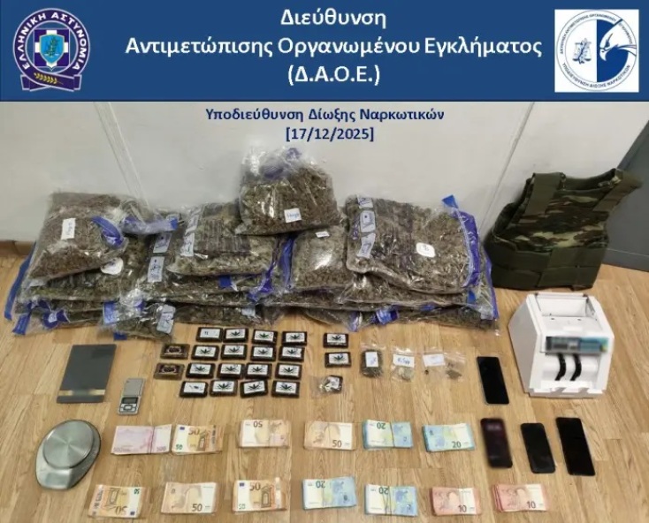 18122025-photo-696x561