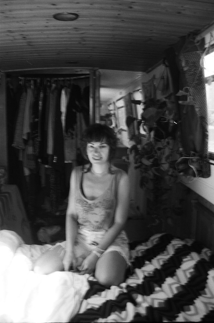 Μάγια Σφακιανάκη: «Όση μαυρίλα κι αν υπάρχει μέσα μου, μπορώ να τη μετουσιώσω σε κάτι άλλο»