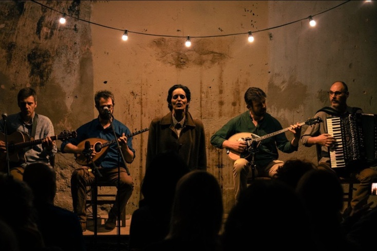 Τα «Τραγούδια της Σωτηρίας» με τη Χριστίνα Μαξούρη