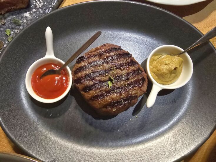 Δάφνη, Περιστέρι