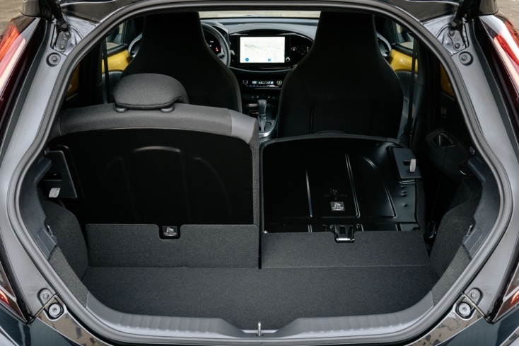 Οδηγούμε στην Τοσκάνη το νέο Aygo Cross Hybrid Electric, το 1ο υβριδικό στην κατηγορία του που δίνει άλλη διάσταση στην οικονομία