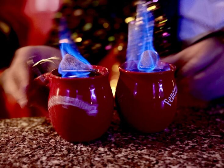 Λουκάνικα, μανιτάρια, Glühwein και χριστουγεννιάτικη μαγεία στο Weihnachtsmarkt του Βερολίνου