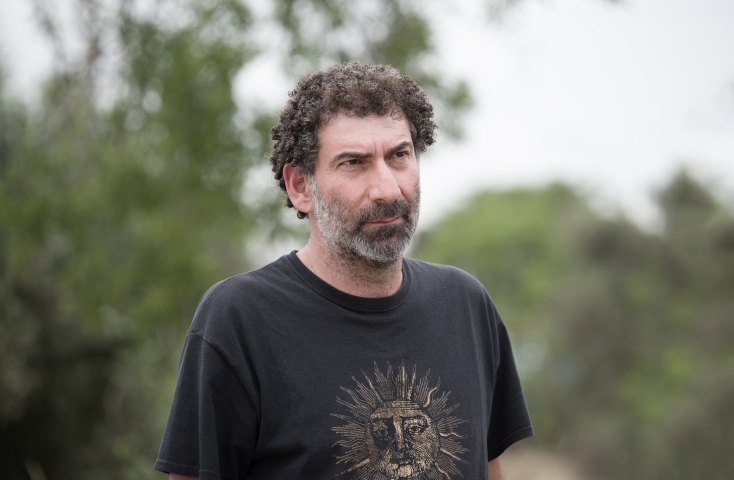 Η «Σπασμένη Φλέβα» του Γιάννη Οικονομίδη ξεπέρασε τα 141.000 εισιτήρια και απέδειξε ότι το ελληνικό arthouse μπορεί να βρει μαζικό κοινό.