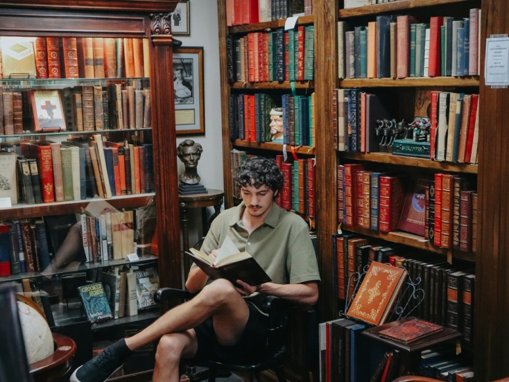 Κριτική βιβλίων και κριτικοί: Όταν οι αναγνώστες προσφέρουν απλόχερα απόψεις για βιβλία και συγγραφείς