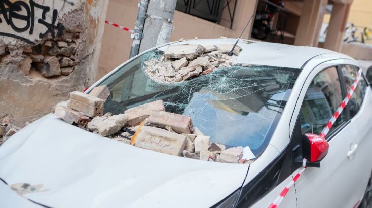 neos_kosmos_mpaza_aftokinita__5_