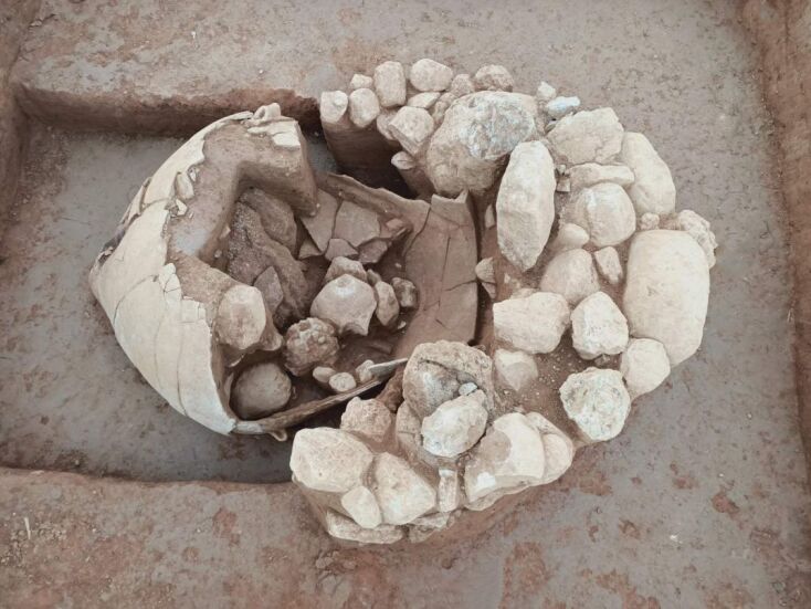 Ταφικό εύρημα ανασκαφής στη Ραφήνα