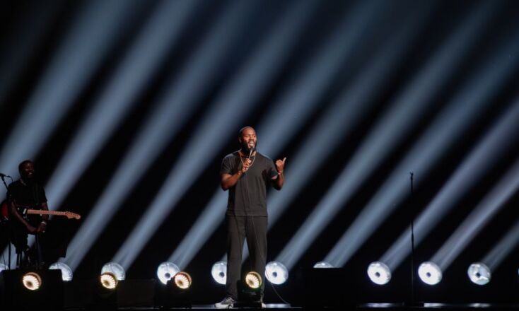 Μο Γκίλιγκαν: Αυτήν τη Στιγμή | Mo Gilligan: In The Moment