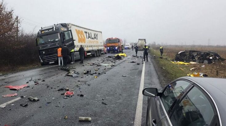 Το σημείο του τραγικού δυστυχήματος με θύματα τους επτά φίλους του ΠΑΟΚ