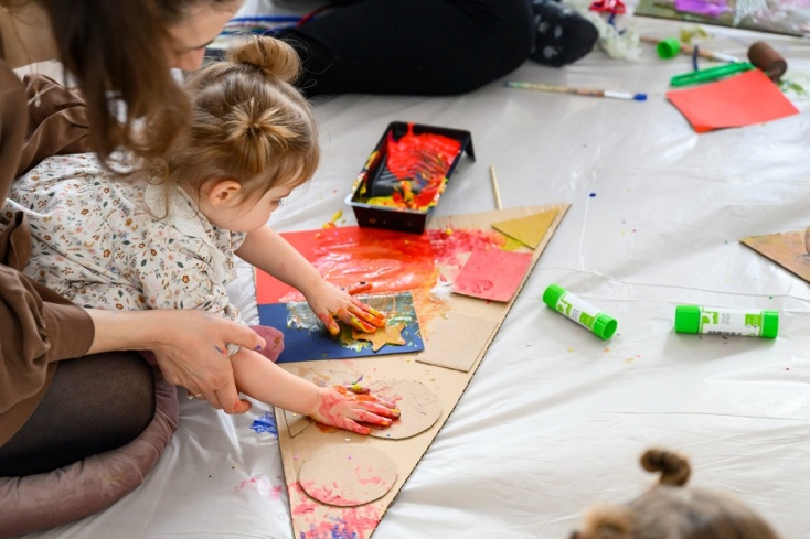Τα χρώματα χορεύουν