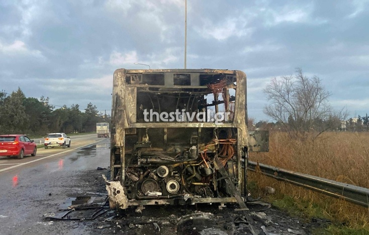 Θεσσαλονίκη: Φωτιά σε εν κινήσει αστικό λεωφορείο των ΚΤΕΛ στη Σίνδο - Σώοι οι επιβάτες