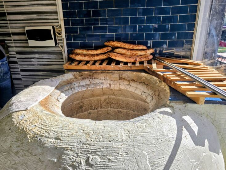 Ψωνίζοντας φθηνά και καλά στη Σκεπαστή Αγορά της Καλλιθέας