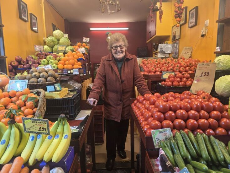 Ψωνίζοντας φθηνά και καλά στη Σκεπαστή Αγορά της Καλλιθέας