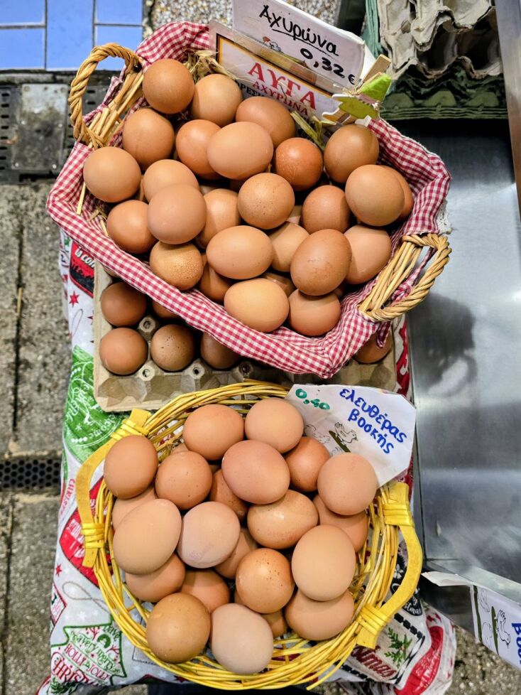 Ψωνίζοντας φθηνά και καλά στη Σκεπαστή Αγορά της Καλλιθέας